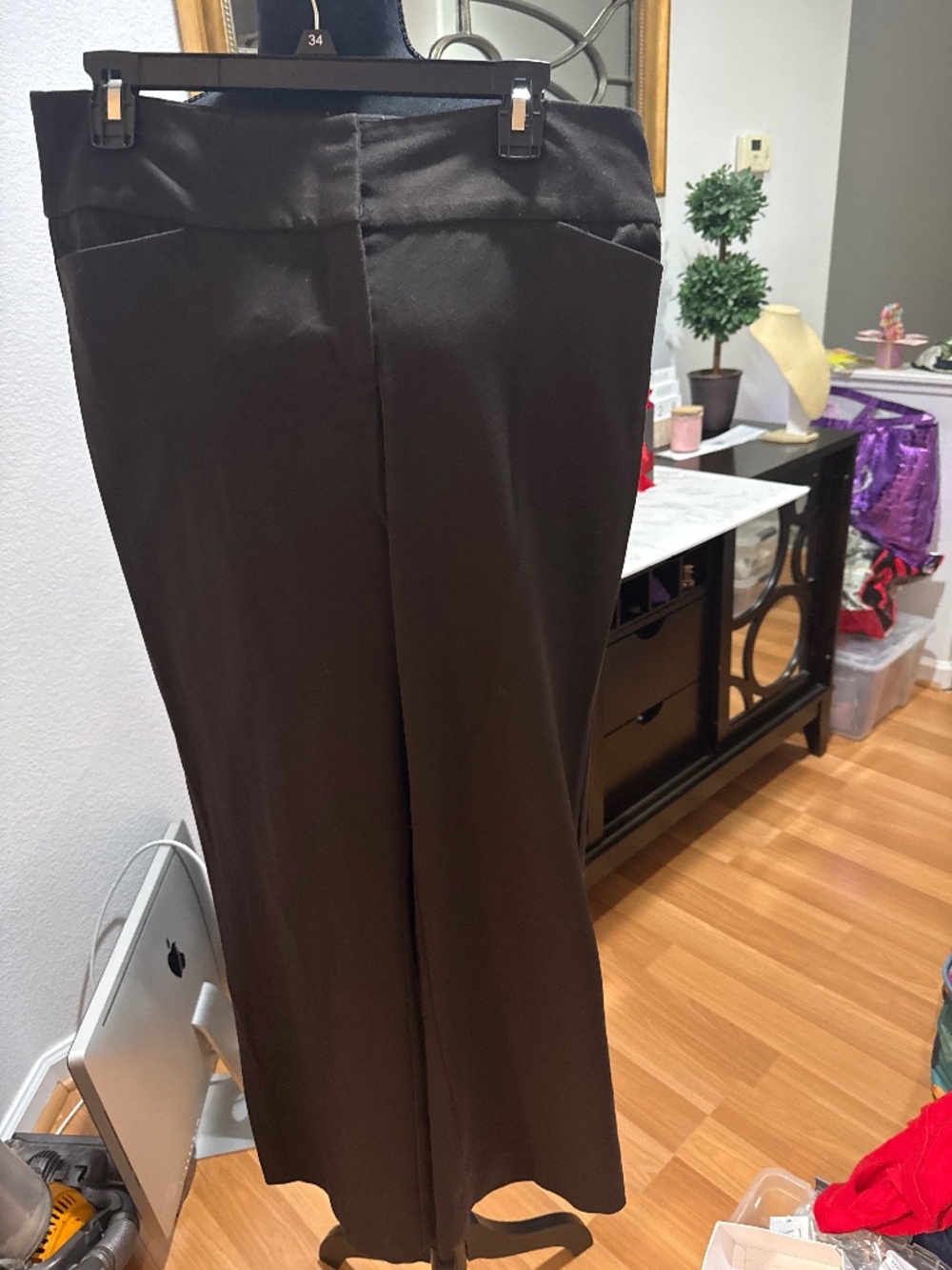 Women’s Pants